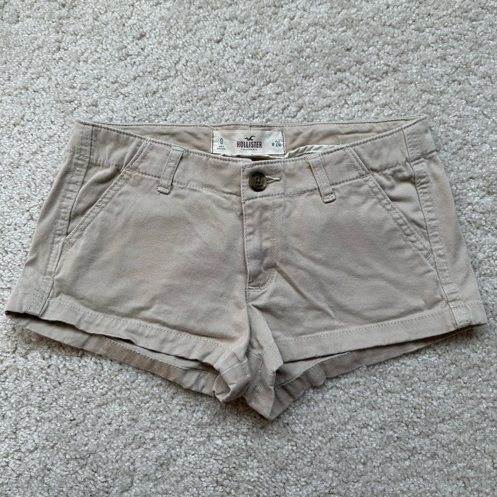 Hollister Shorts Low Rise Khaki